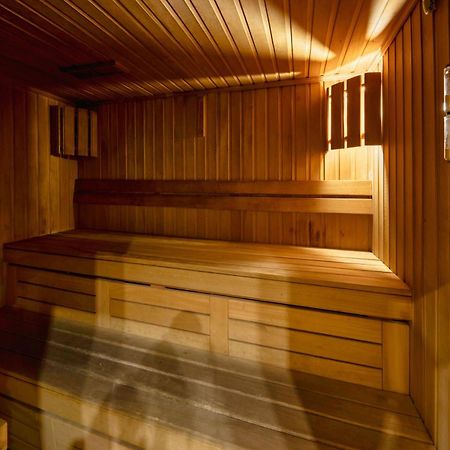 Spa Hotel Grace Forum Ереван Екстериор снимка