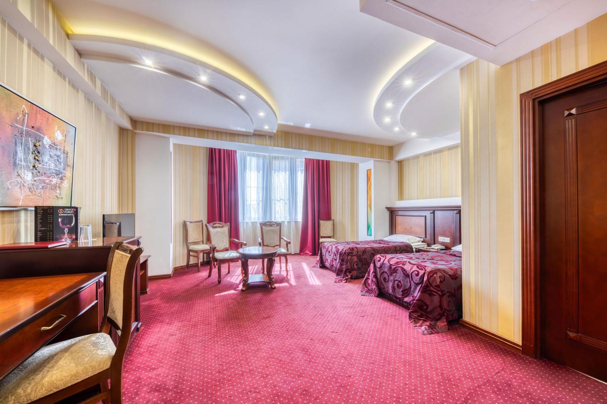 Spa Hotel Grace Forum Ереван Стая снимка