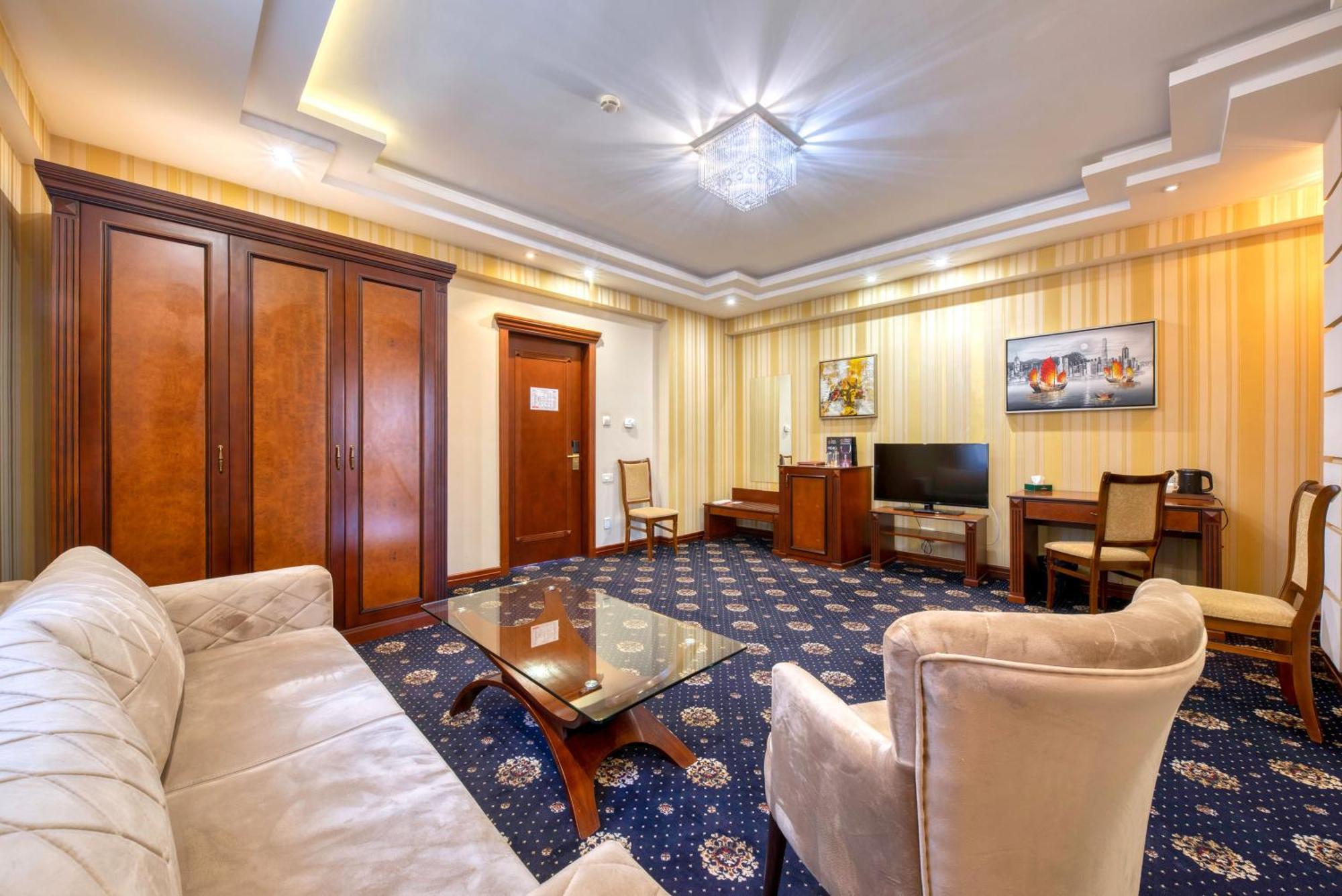 Spa Hotel Grace Forum Ереван Стая снимка