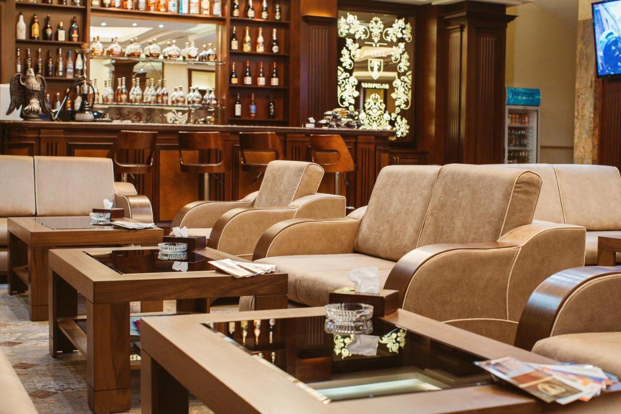 Spa Hotel Grace Forum Ереван Екстериор снимка